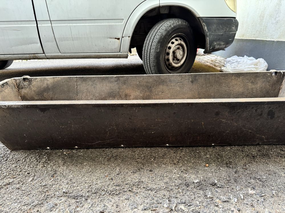 Banheira de Inox para assador de porco no espeto – Pouco usada!