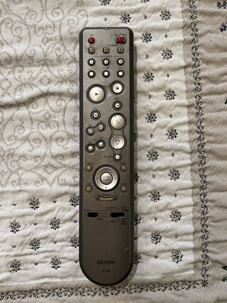 Amplituner Denon AVR-2307