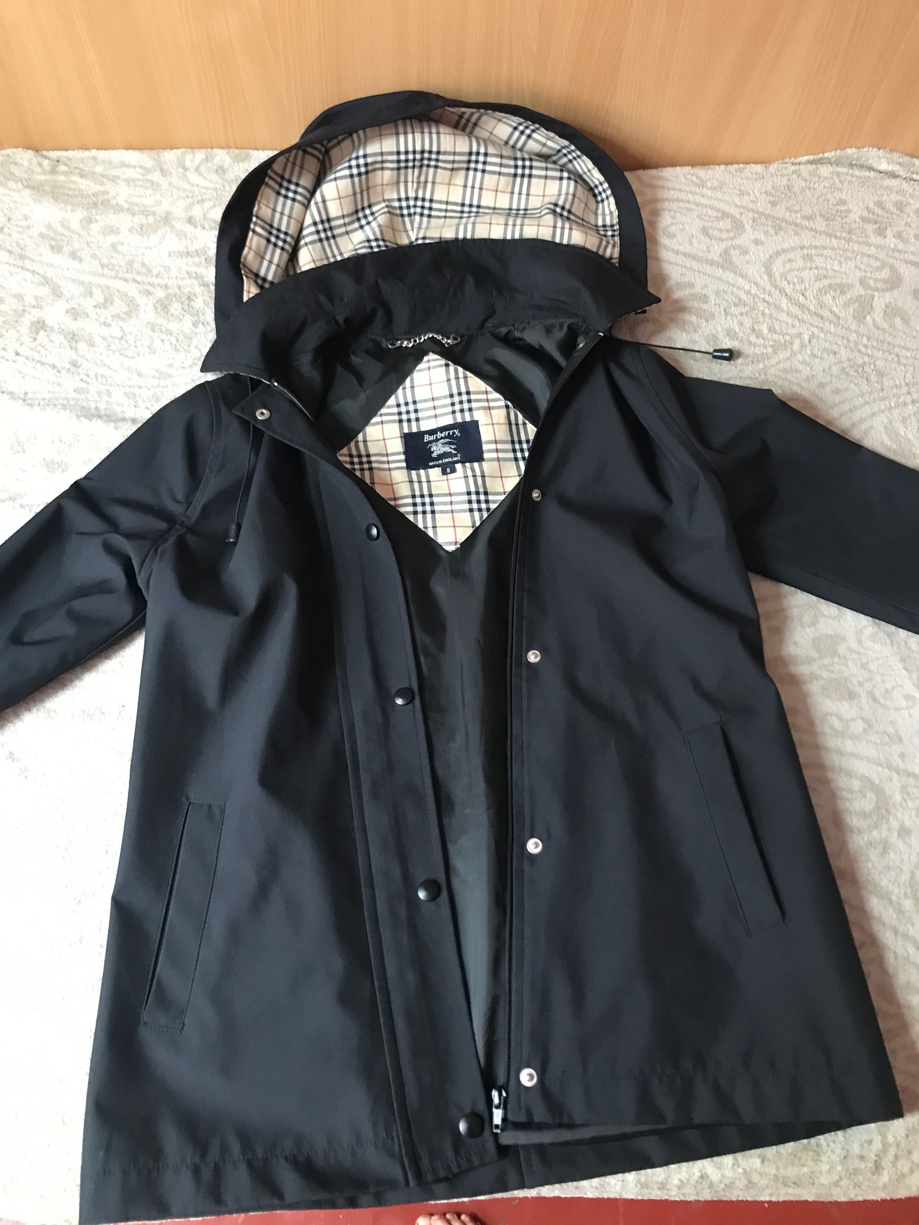 Куртка жіноча Burberry S