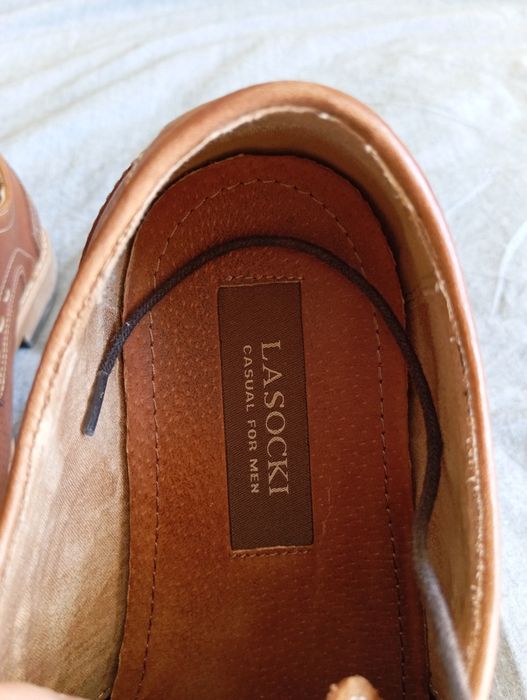 Półbuty męskie LASOCKI, r. 41, długość wkładki 27 cm