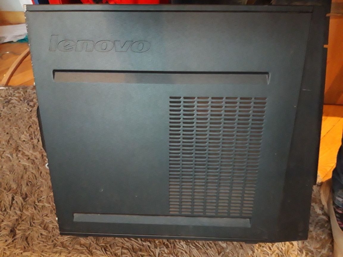 Komputer stacjonarny lenovo