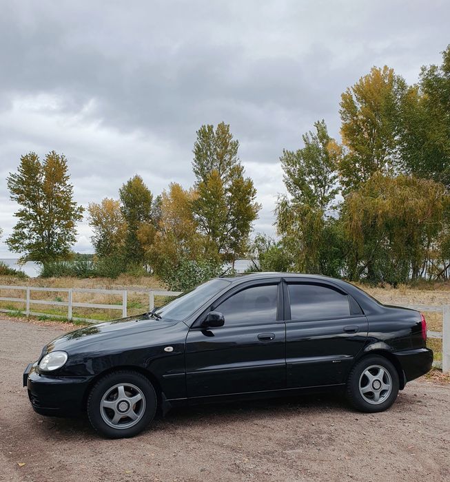 Lanos 2011 року 1.5 БЕНЗИН