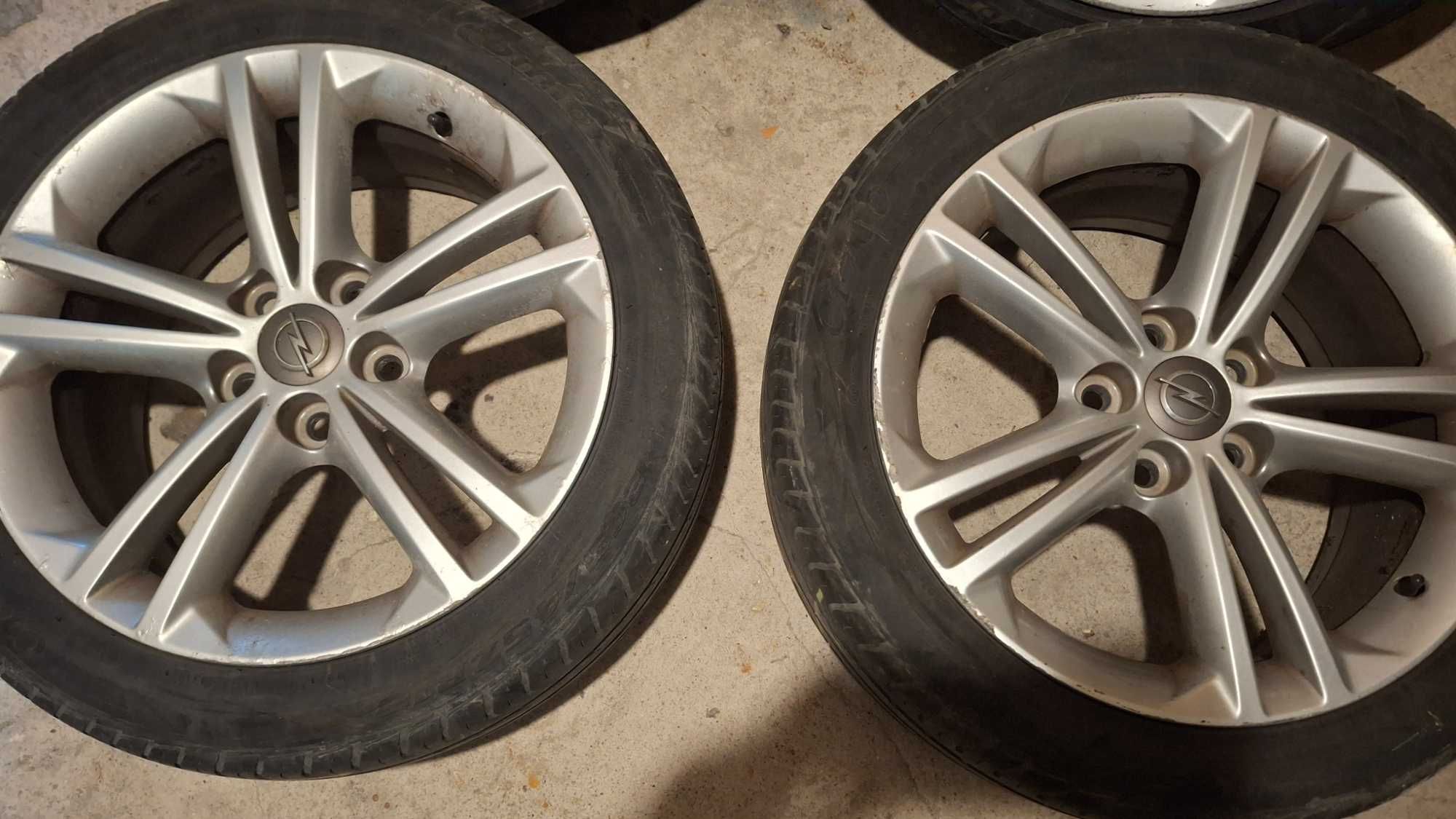 Sprzedam opony opel insignia 18