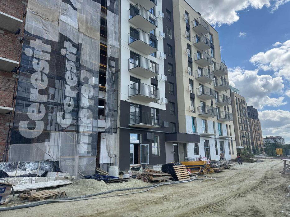 Продаж(Єоселя) 2-кімнатної квартири 60 м2 Пустомити (9км.від Львова)