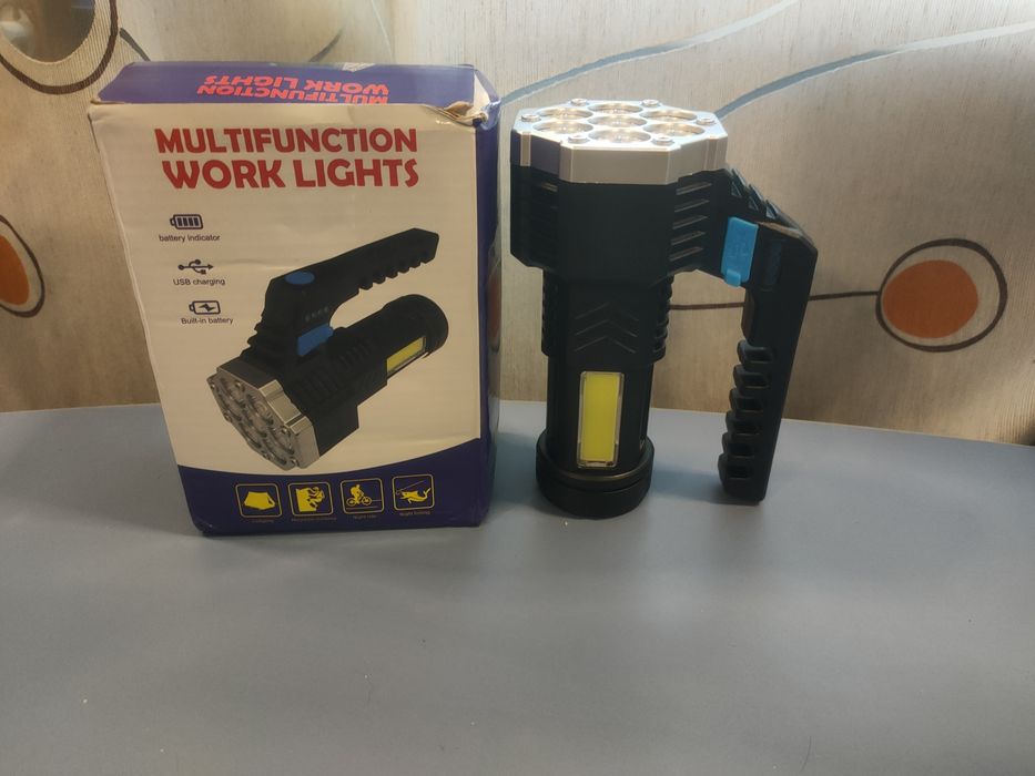 Фонарик павербанк с солнечной батареей