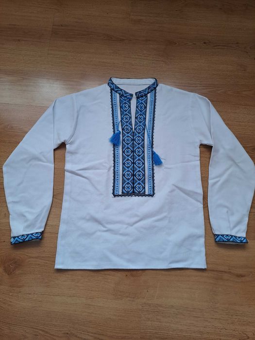 Вишиванка для хлопчика 10-12 років, вишита сорочкп