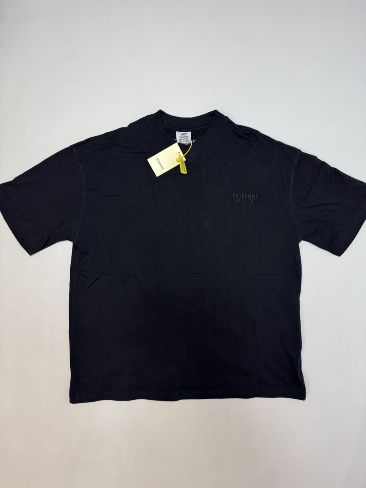 Футболка Vetements Basic Logo M L