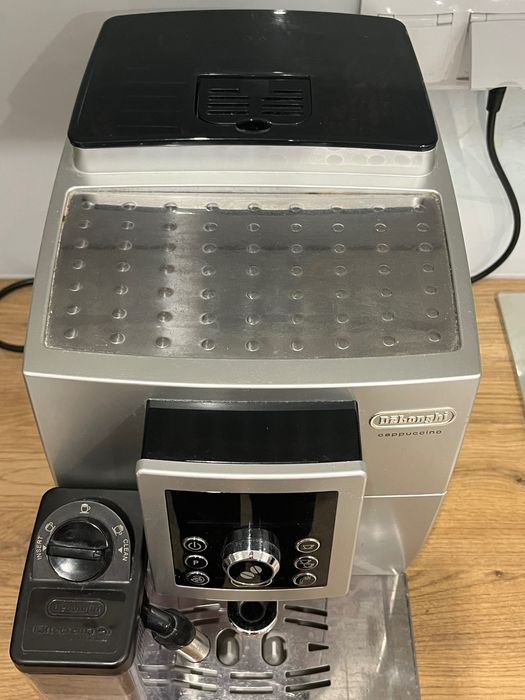 Ekspres DeLonghi