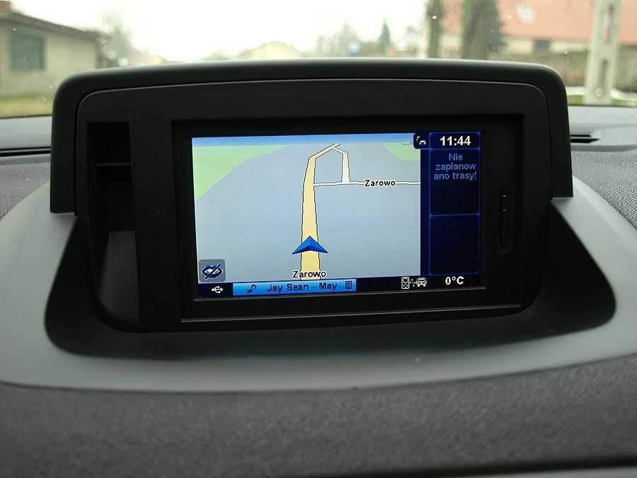 Renault Carminat TomTom Mapa 2024 TomTom Live Polskie Menu