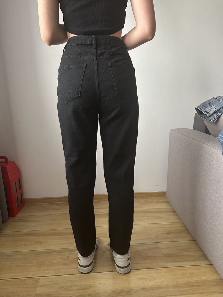 Spodnie damskie czarne mom jeans Cropp 38 #denim