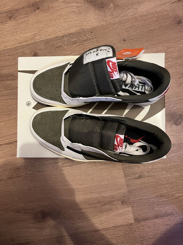 Air Jordan 1 x Travis Scott Medium Olive