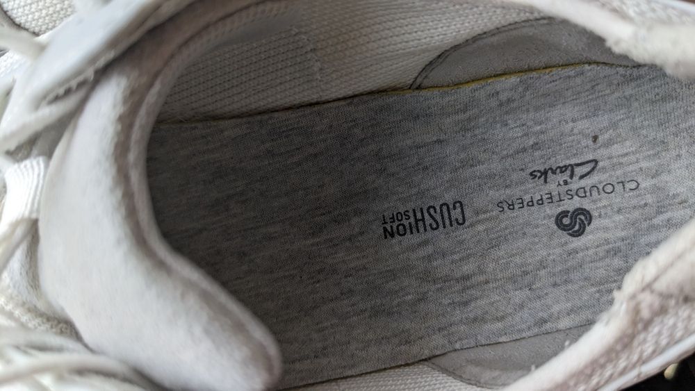 Супровід Кеди жіночі  на 39 розмір Clarks