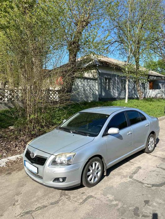Toyota Avensis 2.0