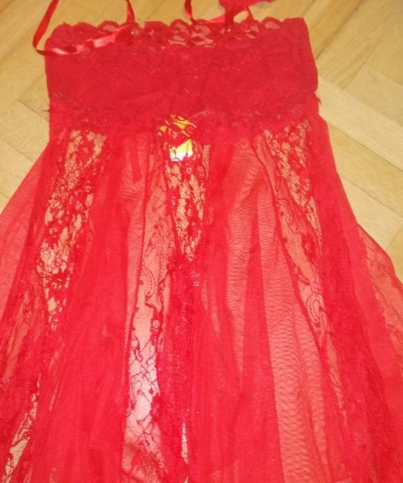 Koszulki nocne z koronka