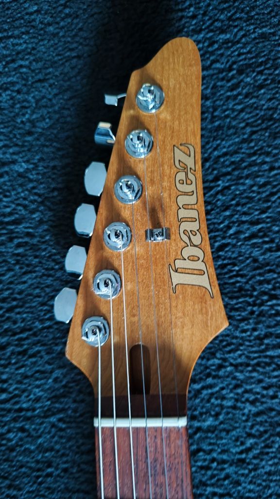 Ibanez AZ24S1F-VLS Violin Sunburst