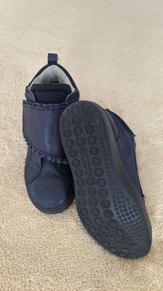 Buty skórzane Ecco dla dziewczynki, membrana Gore-Tex r.32