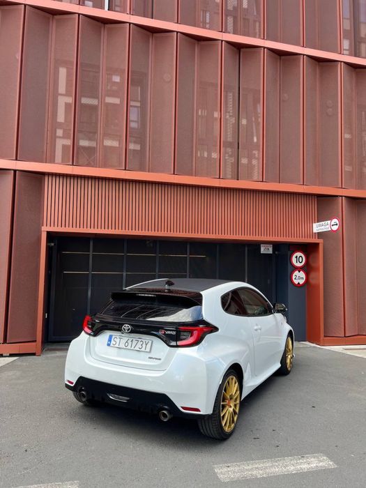 Wynajem aut klasy premium. Toyota GR Yaris 340 KM