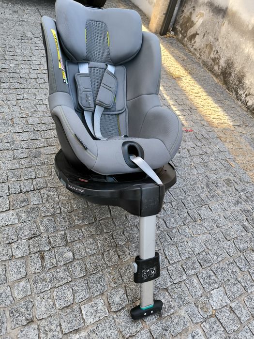 Cadeira Auto Britax Römer Dualfix Plus 360º Isofix – Bom Estado