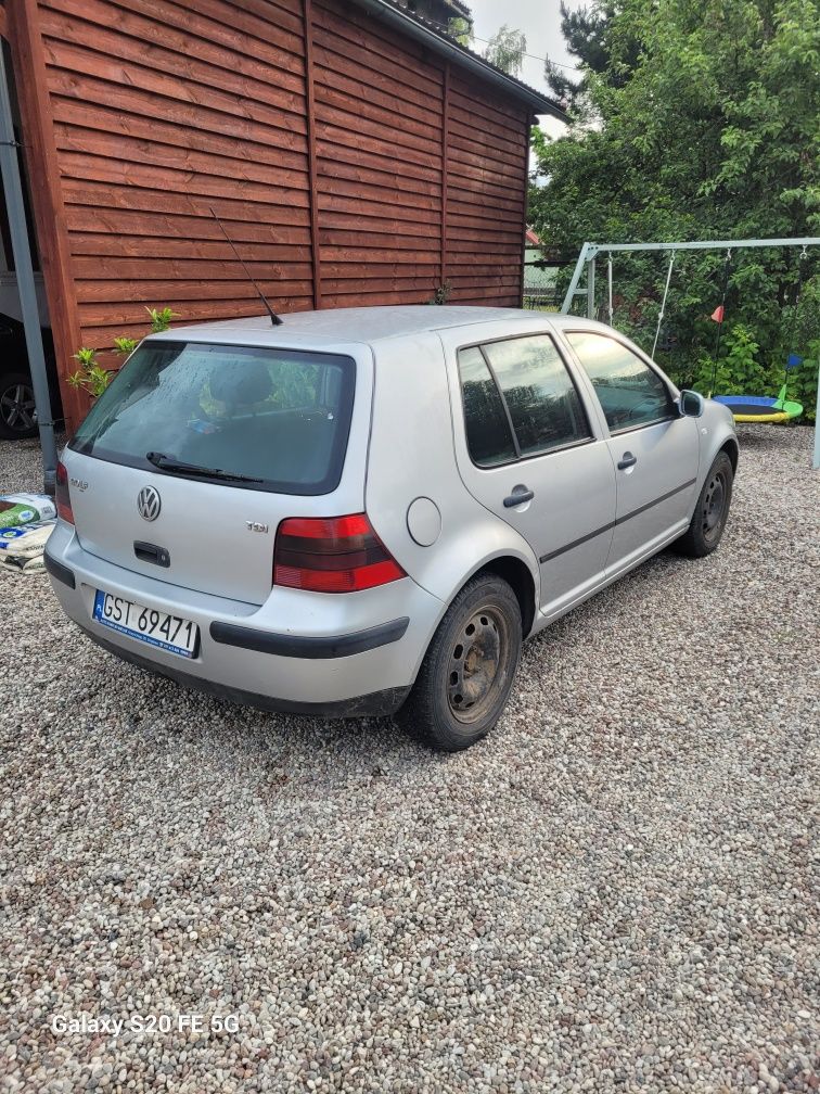 Volkswagen Golf 4