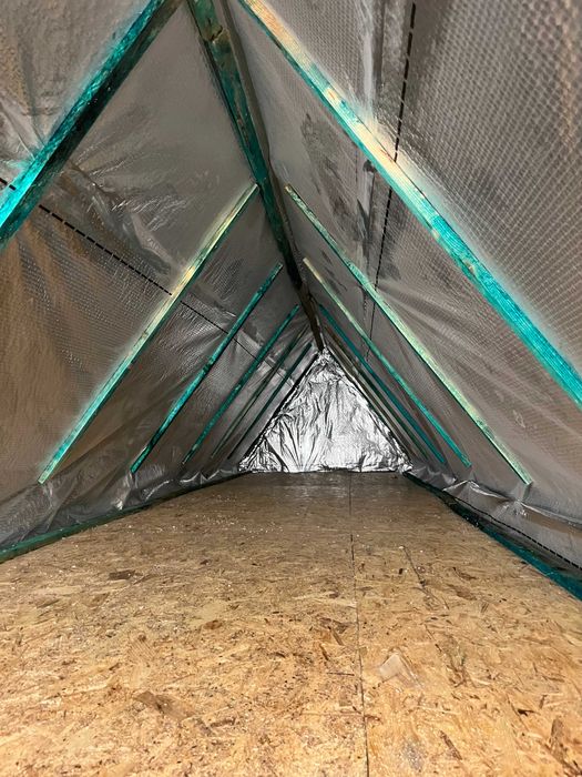 Ocieplenie stropodachów wentylowanych i niewentylowan wełną celulozową