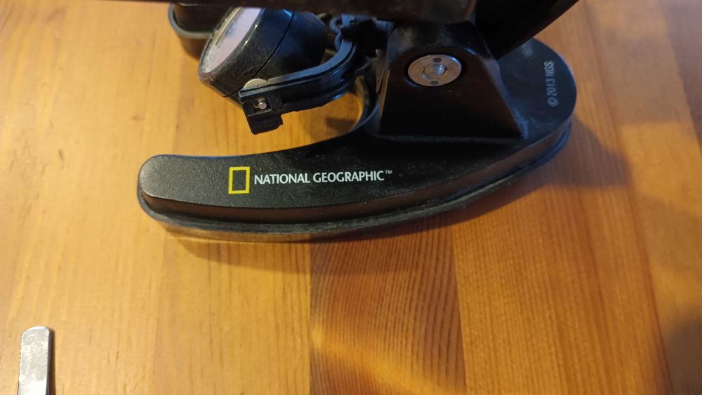 Mikroskop National Geographic dla dzieci z akcesoriami