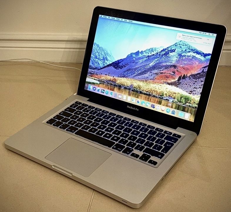 BARDZO SZYBKI Laptop Apple Macbook Pro i5 16GB 512GB SSD