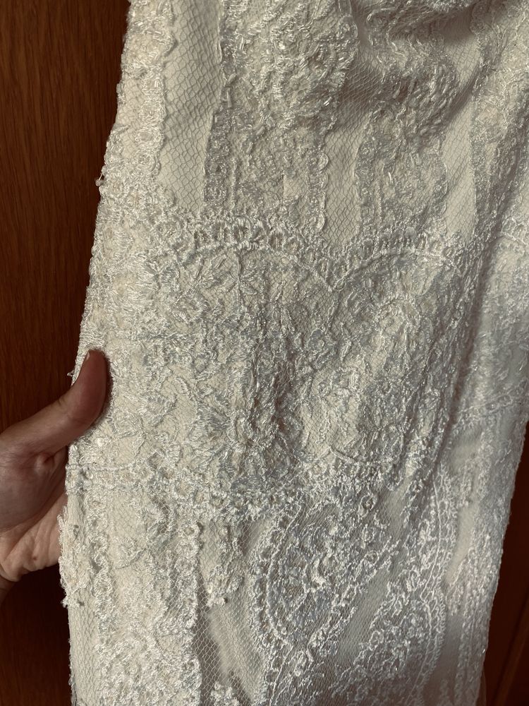 Suknia slubna koronka retro rybka dzwonek smietankowy madonna 34 XS
