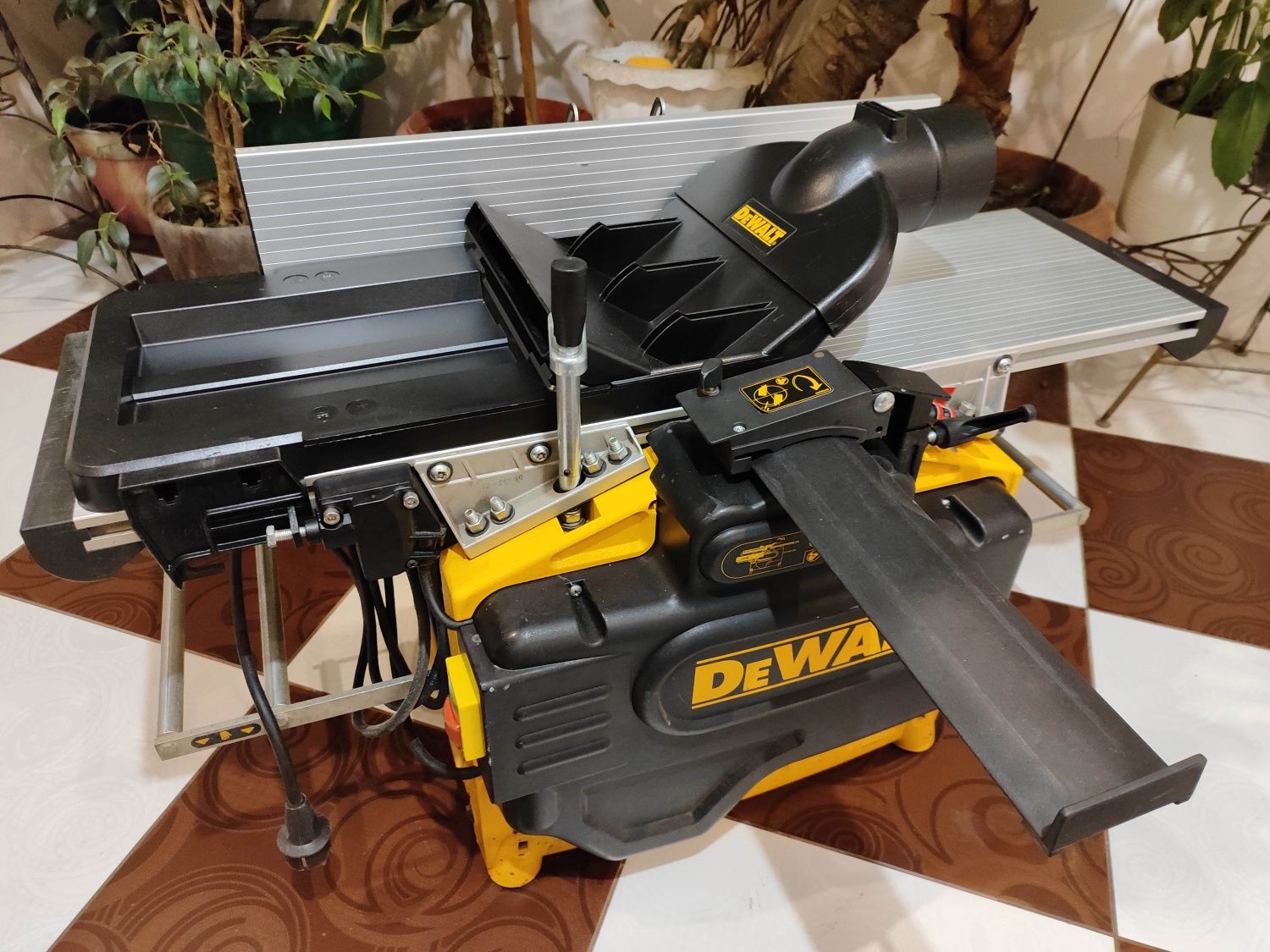 Рейсмус DeWalt D27300