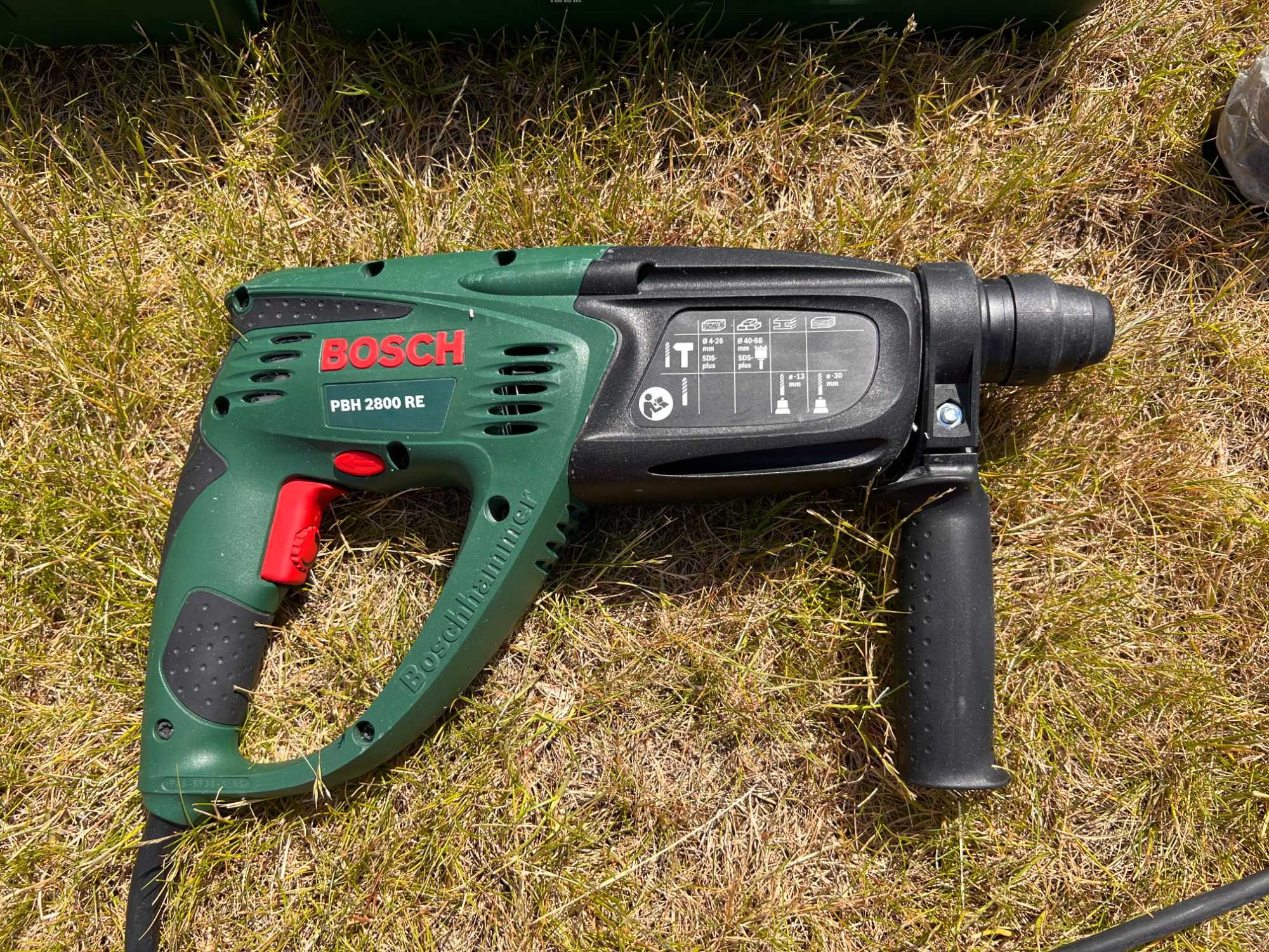 BOSCH PBH 2800 Młot pneumatyczny wiertarka plus wiertła  730 W