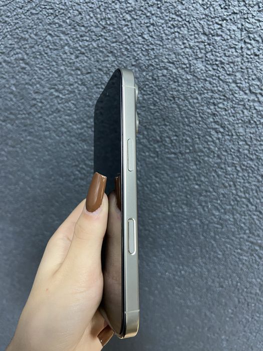 IPHONE 16 Pro 128Gb Natural