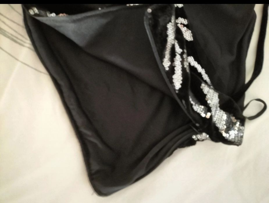 Top lantejoulas novo com etiqueta