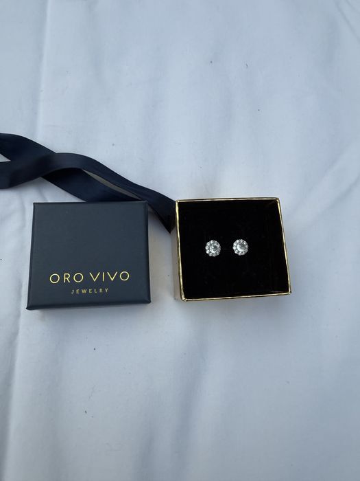 Brincos oro vivo prata