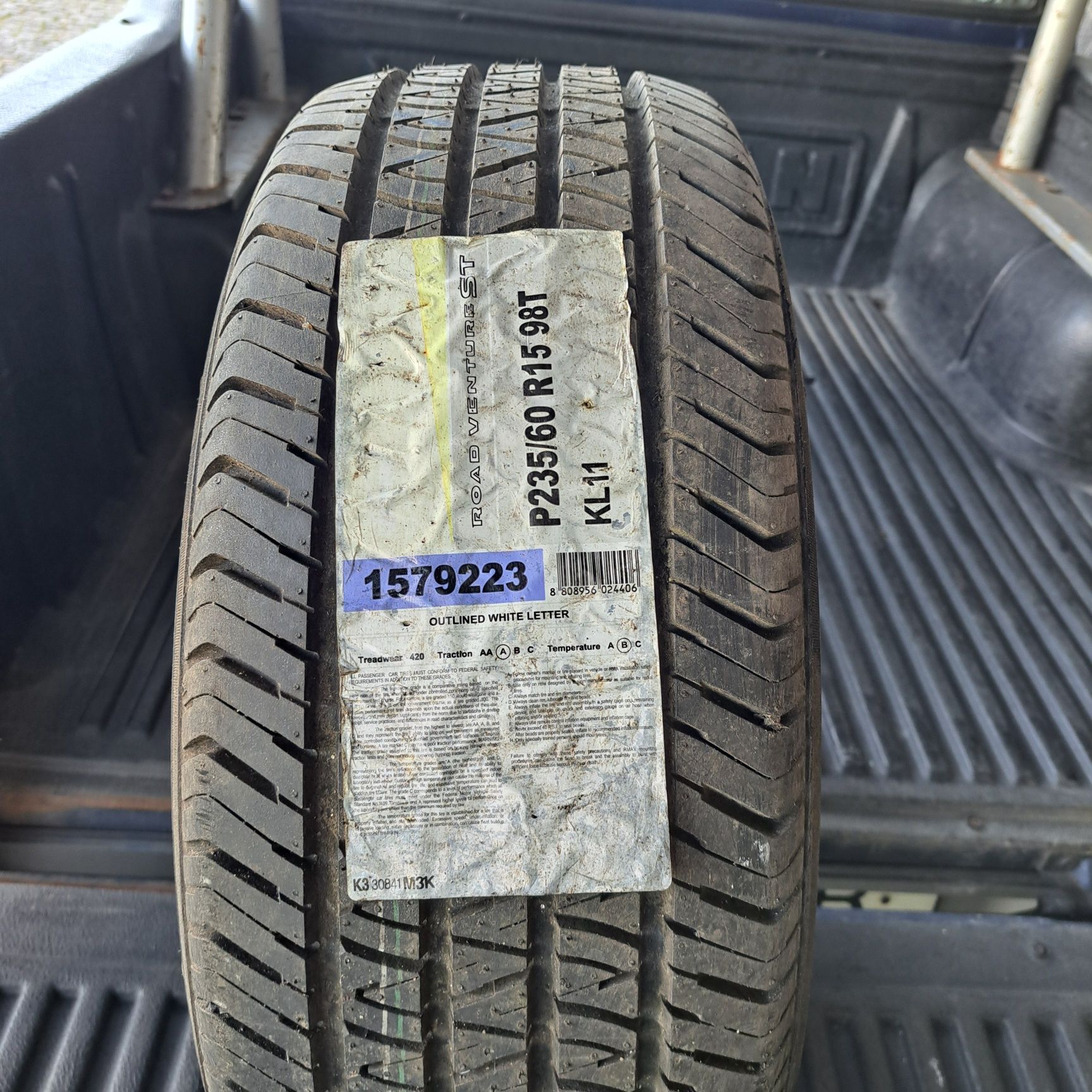 2 Pneus novos 4x4