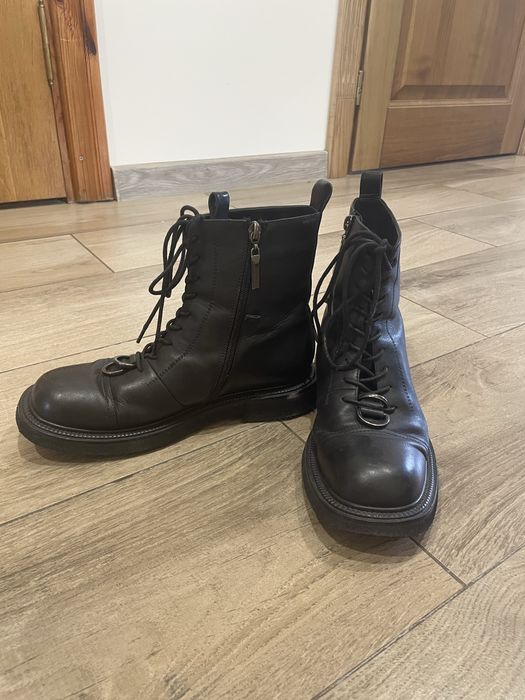 Жіночі черевики шкіряні