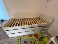 Cama IKEA SLAKT com gavetas de arrumação