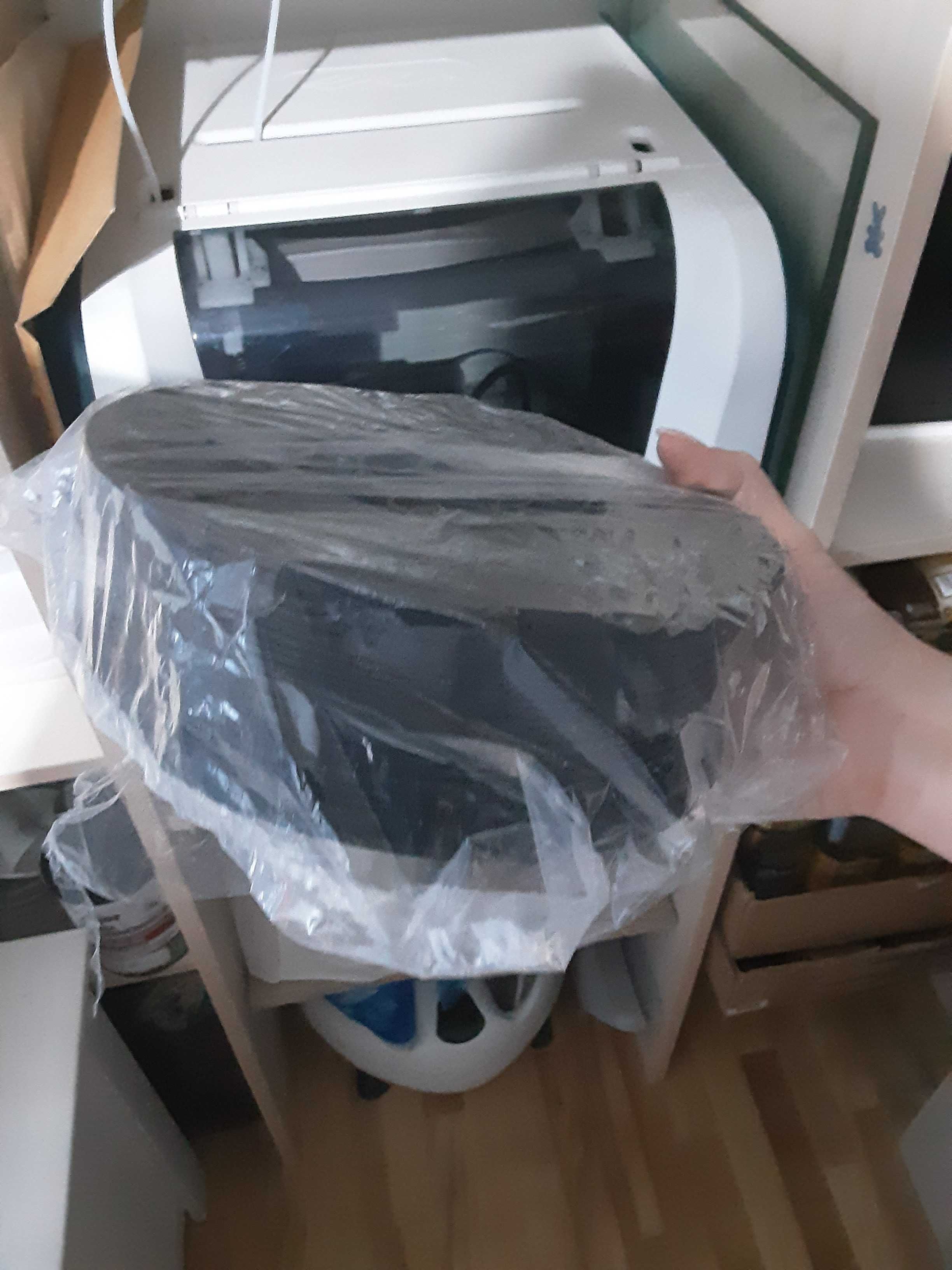 Drukarka 3D użyta 2 razy, jak nowa