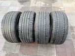 Комплект резини 235 45 г18 dunlop гарний стан 2022 рік ЛіТО
