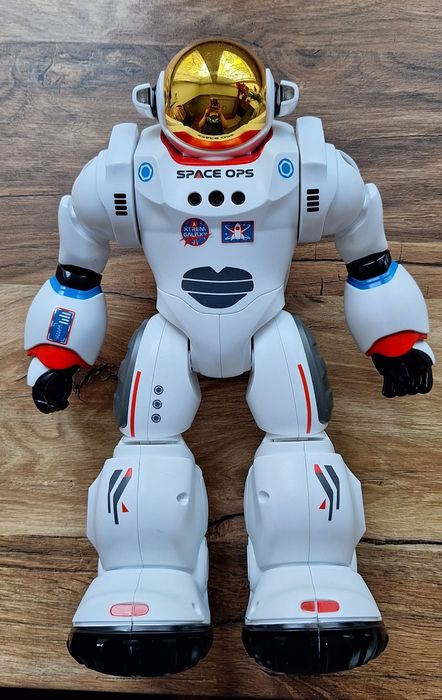 Робот-астронавт Blue Rocket STEM Чарлі