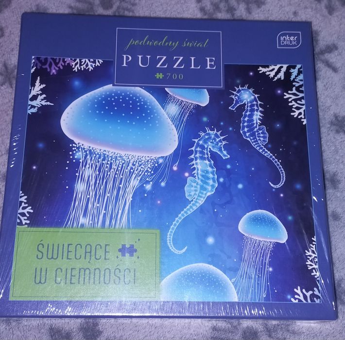 Puzzle świecące w ciemności 700 el
