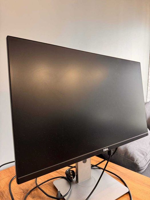 Монітор Dell u2715hc