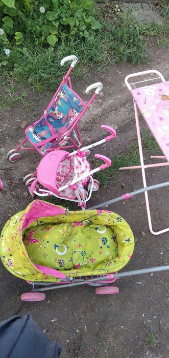 Детская игрушечная коляска