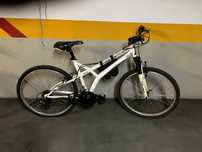 Bicicleta em bom estado (Skoda)