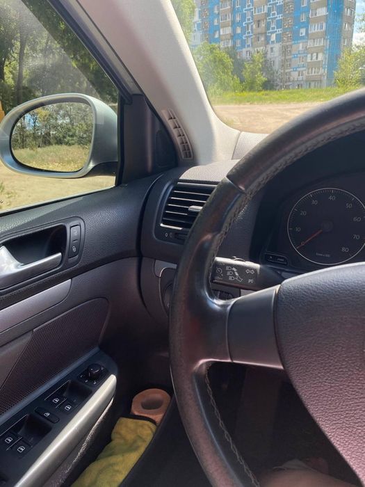 Подам фольцваген