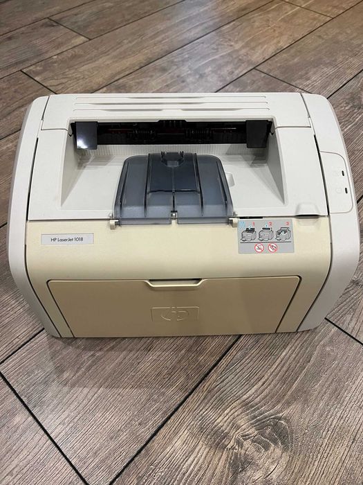Лазерный принтер HP LaserJet 1018