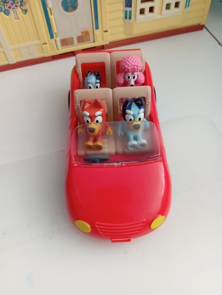 Bluey - Carro Descapotável
