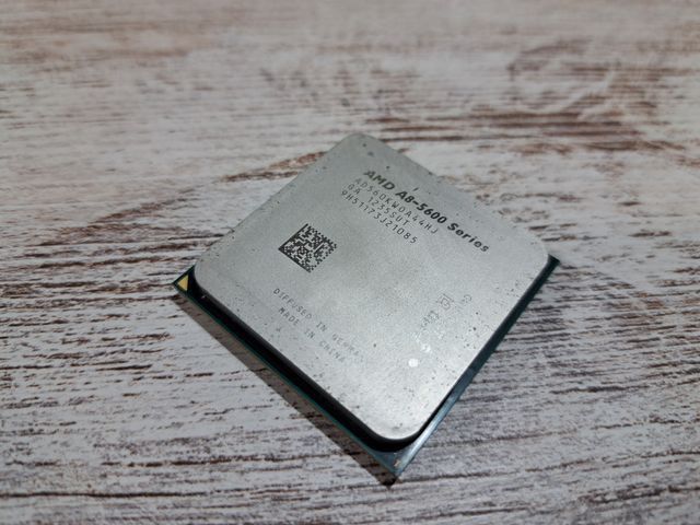 Процессор  AMD A8-5600