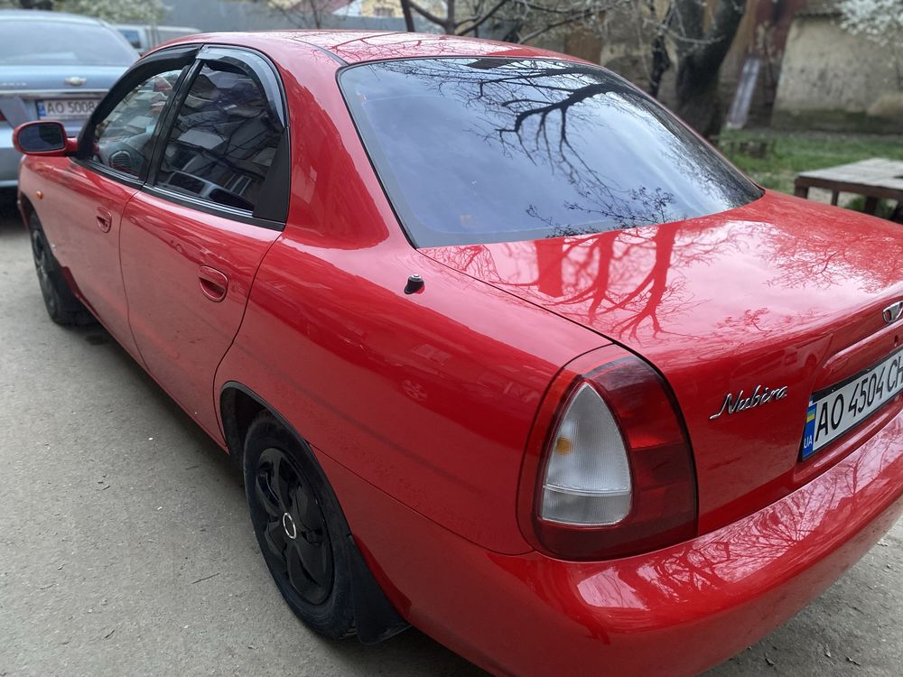 Продам Daewoo Nubira SX