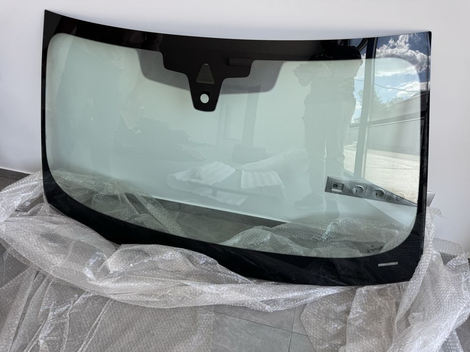 Стекло лобовое bmw m5 f90 оригинал