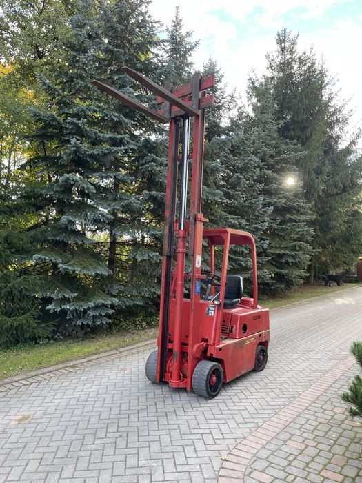 Wózek widłowy CLARK USA – 4 cylindrowy Diesel