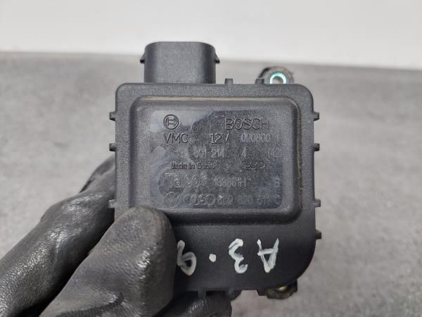 Motor da comporta da sofagem AUDI A3 (8L1)